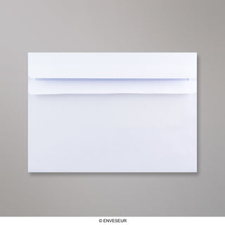 Weißer Briefumschlag 162x229 mm