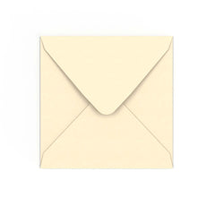 Magnolienfarbenes Kuvert 155x155 mm