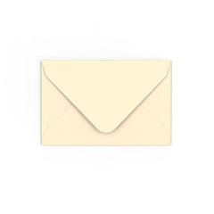 Magnolienfarbenes Kuvert 65x94 mm